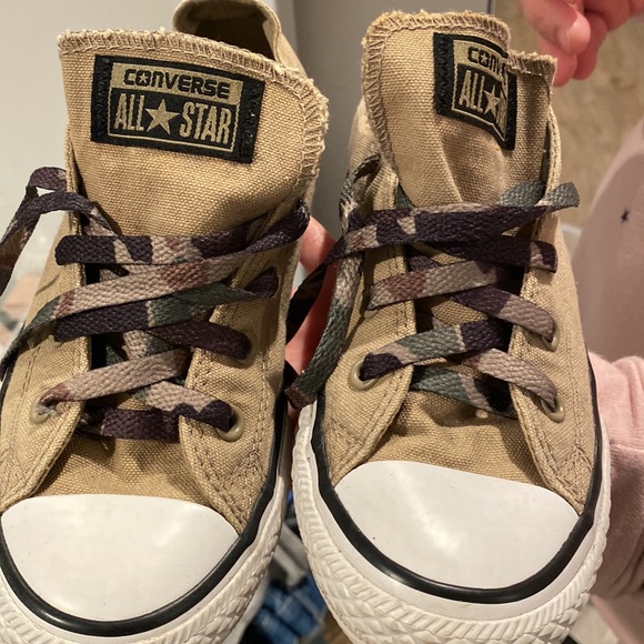 Boys Converse - Picture 2 of 2